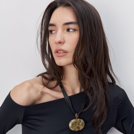 REMERA LEIMA Negro