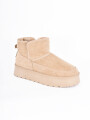 BOTA ULGA PLATAFORMA BEIGE CLARO