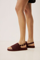 Meri Bordeaux