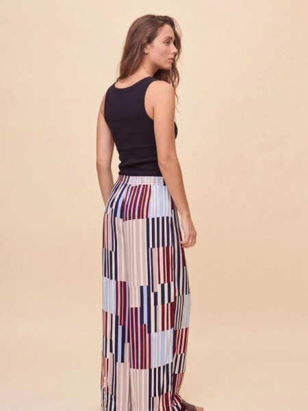 MUSCULOSA ALLIE EYES BASICA NEGRO