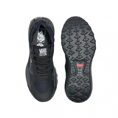 Championes Vans MTE Crosspath Black