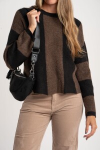 Sweater Rayado Negro