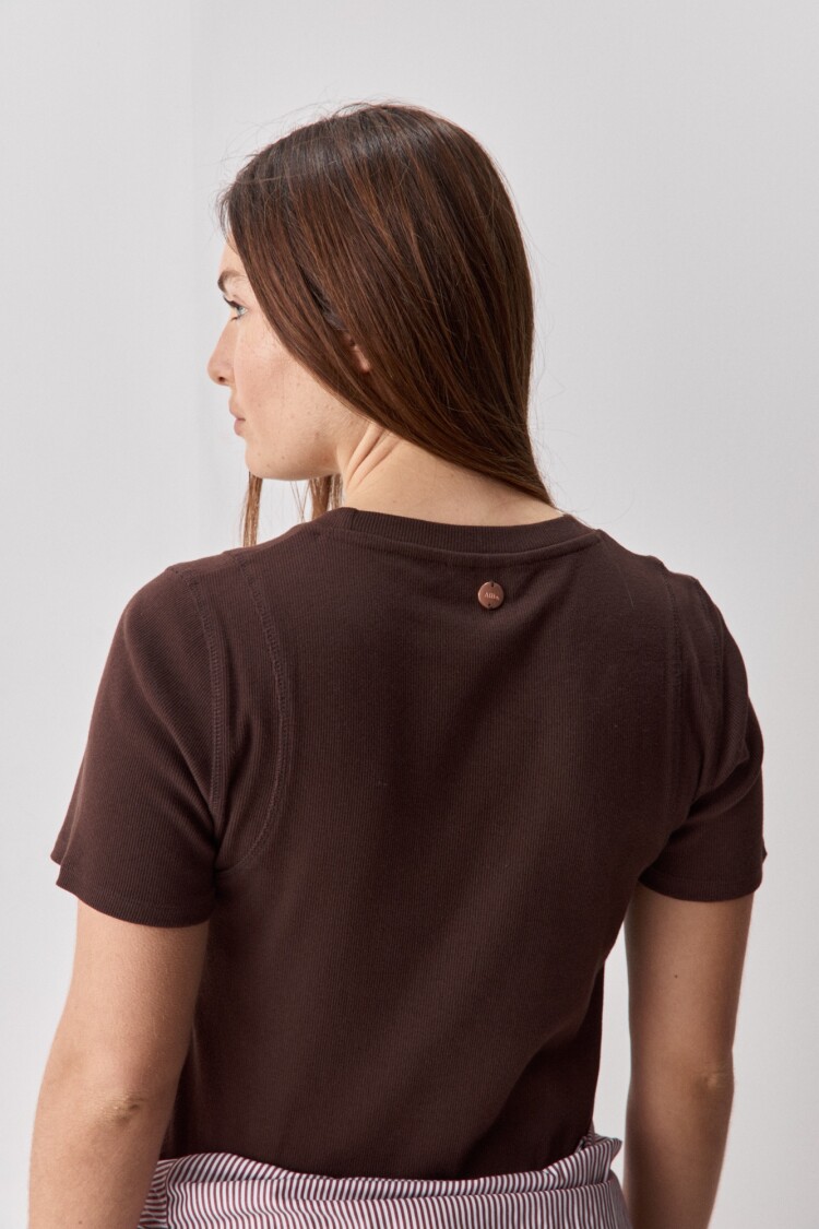 REMERA AGAVE Chocolate