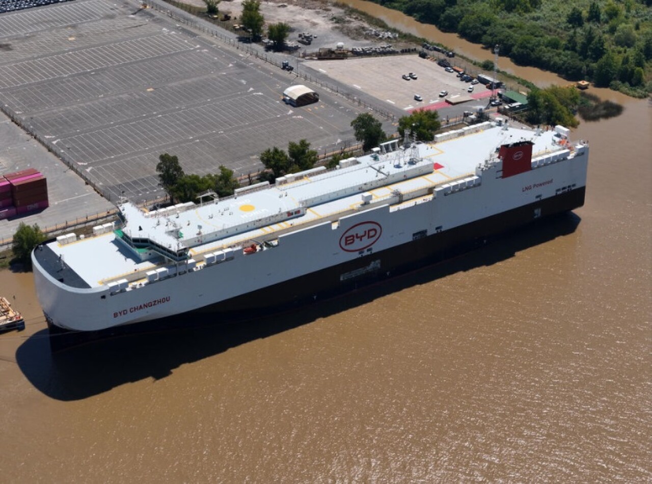 barco-byd.jpg