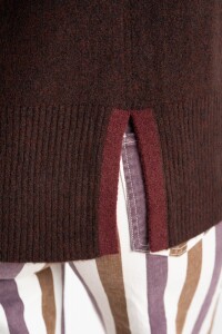 Polera Combinada Marrón Oscuro