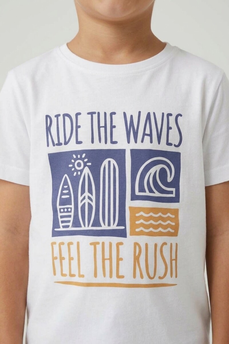 Remera m/c estampada Ride the Waves BLANCO