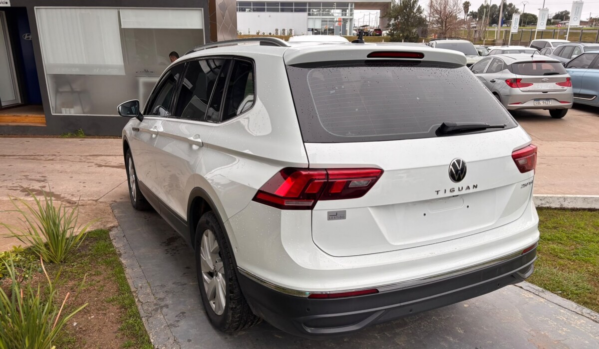 VW Tiguan Life - 2023 VW Tiguan Life - 2023