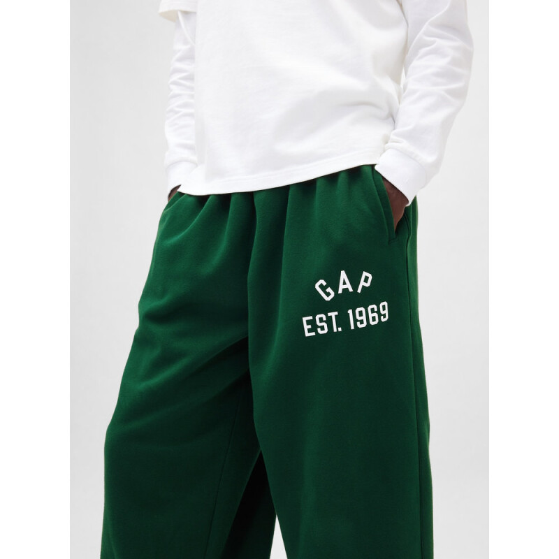 J - EST1969 LOGO BAGGY PANT EVERGREEN GLAMOUR
