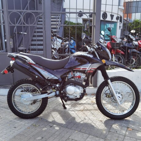 Yumbo DK125 F Negro