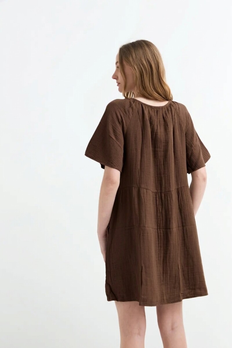 Vestido fluido de gasa CHOCOLATE