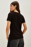 Remera Star Line Negro