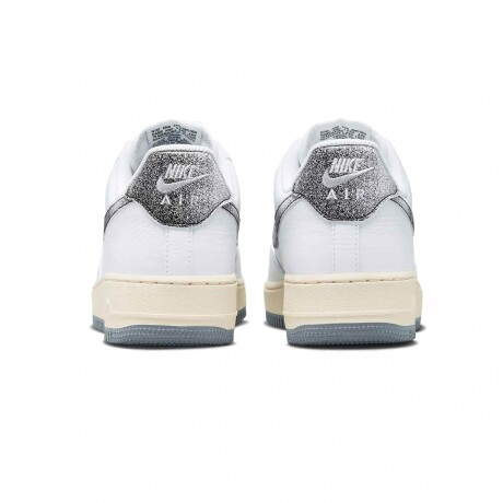 Championes Nike Air Force 1 07 White