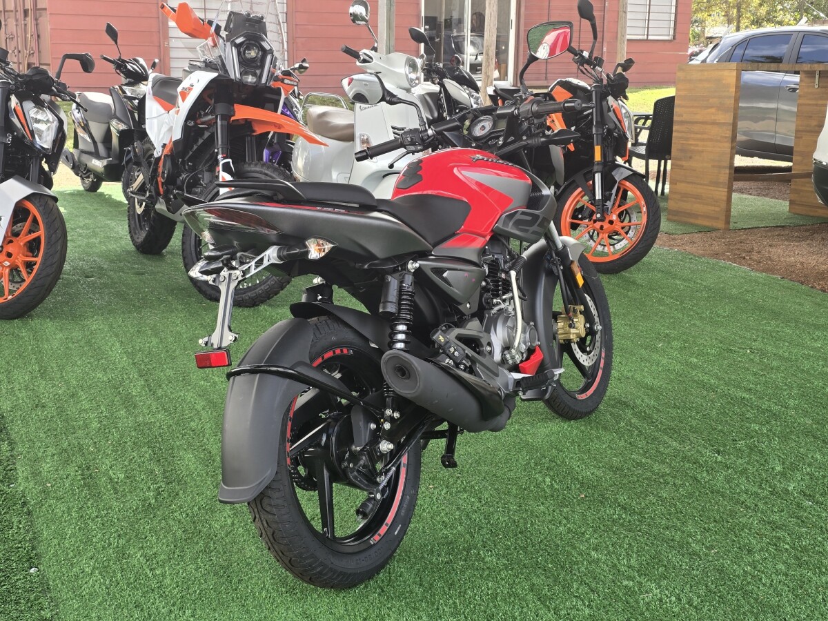 Bajaj Pulsar LS 125| Permuta / Financia Bajaj Pulsar LS 125| Permuta / Financia