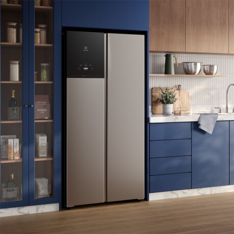 Heladera Electrolux EL-ERS44F6Y5AI inox. con dispensador Heladera Electrolux EL-ERS44F6Y5AI inox. con dispensador