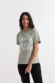 Remera m/c estampada colección Urbana VERDE OLIVA