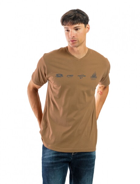 Remera Algodón Estampada Cuello V Marrón Claro y Gris Oscuro