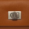 Cartera al hombro Leisure en efecto cuero graneado Cuoio