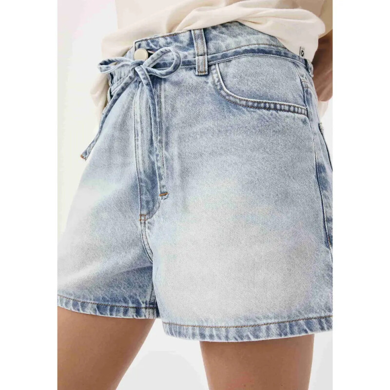 SHORTS FEM AZUL CLARO