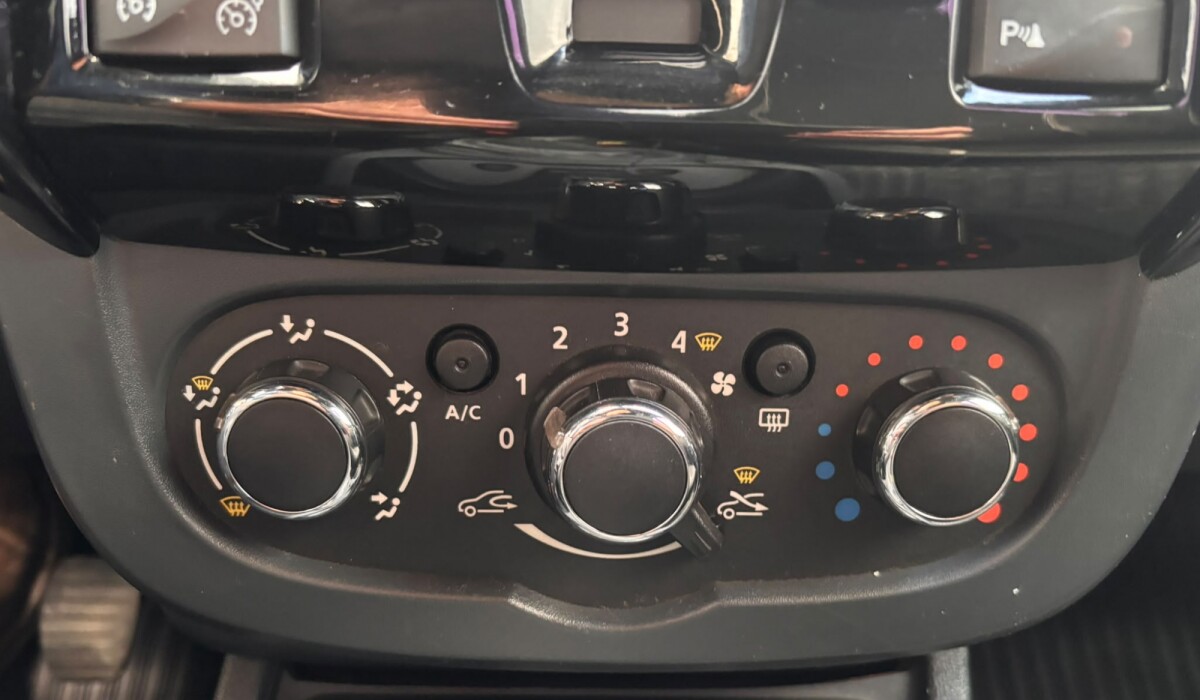 Renault Oroch Dynamique 2.0 - 2017 Renault Oroch Dynamique 2.0 - 2017