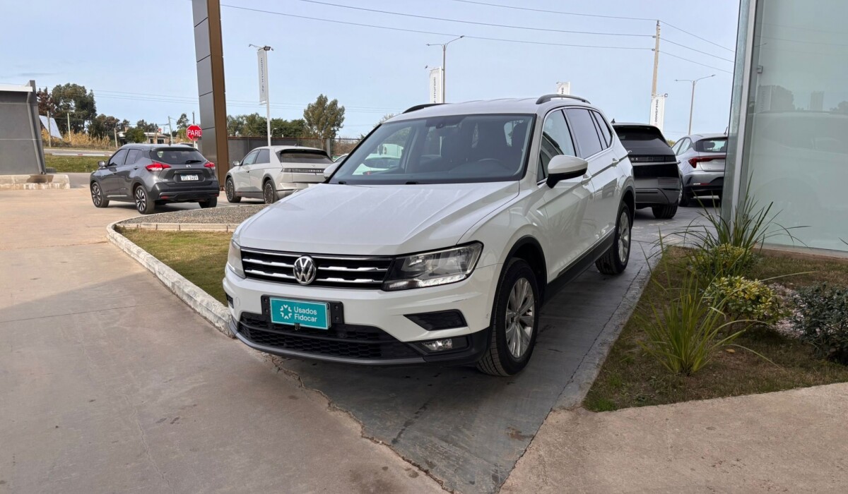 VW Tiguan 1.4 CL 7Plz - 2019 VW Tiguan 1.4 CL 7Plz - 2019