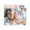 Libro creativo con stickers y para colorear Crea tu caballo Blaze Libro creativo con stickers y para colorear Crea tu caballo Blaze