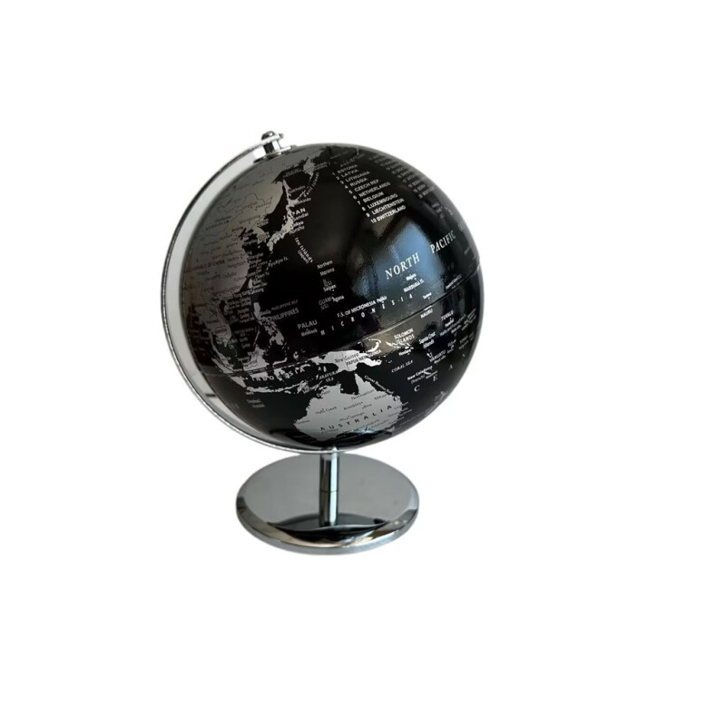 Globo Terraqueo Metal 20x26.5cm - Plateado Globo Terraqueo Metal 20x26.5cm - Plateado