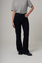 Linn Black