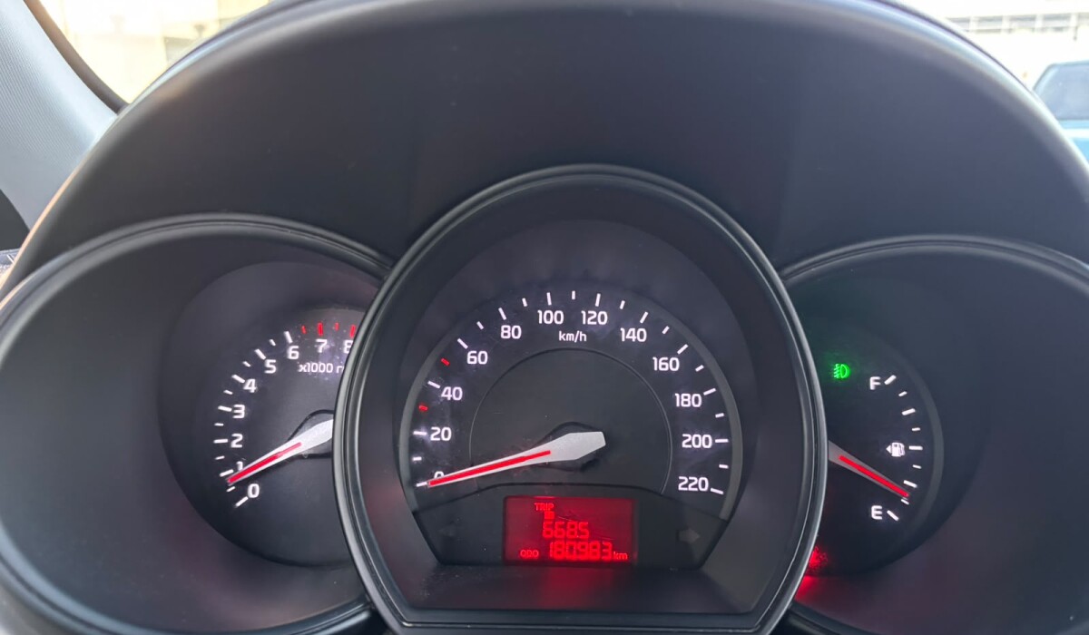 Kia New Rio 1,4 - 2012 Kia New Rio 1,4 - 2012