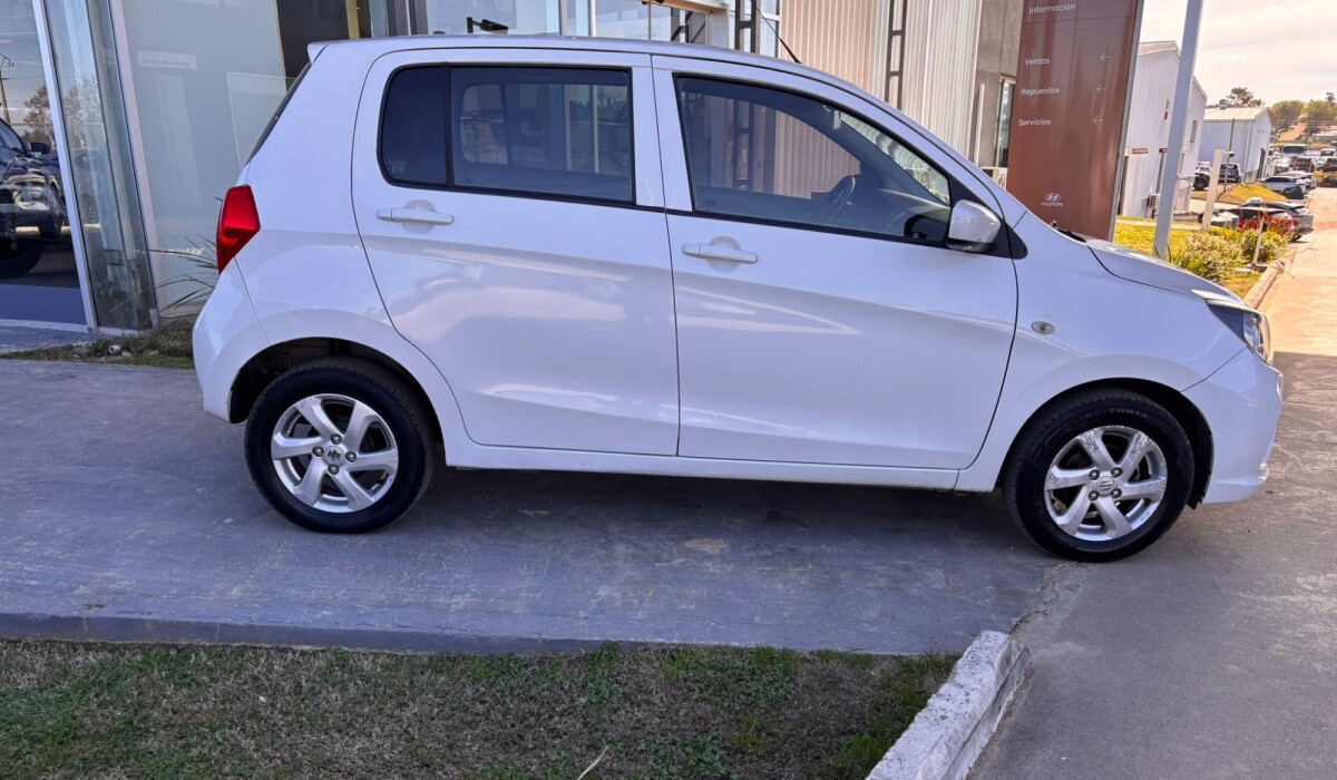 Suzuki Celerio 1.0 GL - 2020 Suzuki Celerio 1.0 GL - 2020