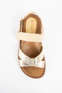 Sandalias Track Camel Dorado Cuero Nácar