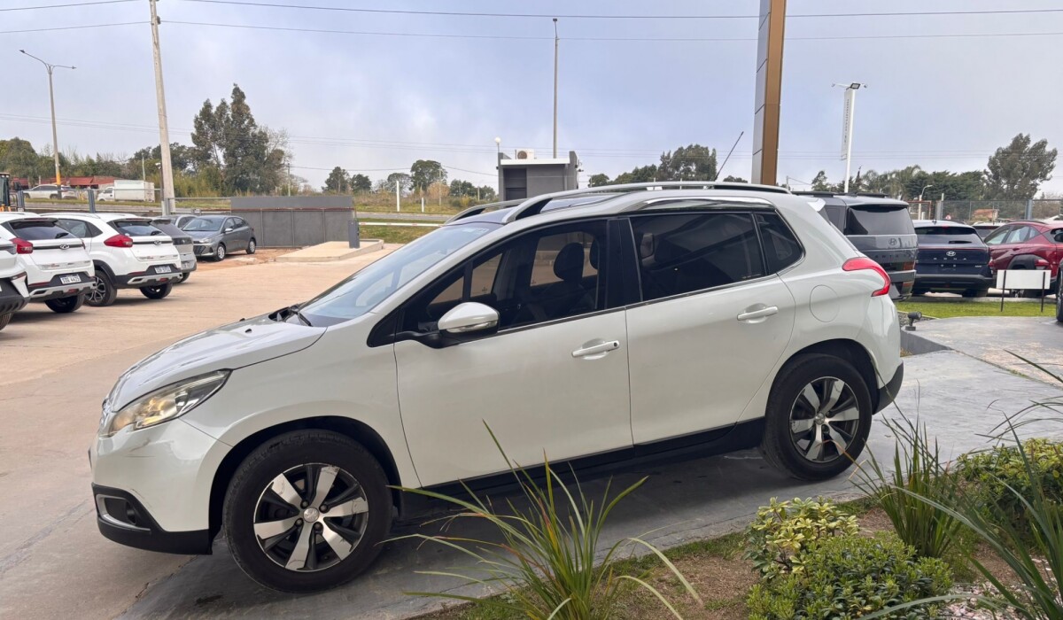 Peugeot 2008 1.6 Feline - 2019 Peugeot 2008 1.6 Feline - 2019