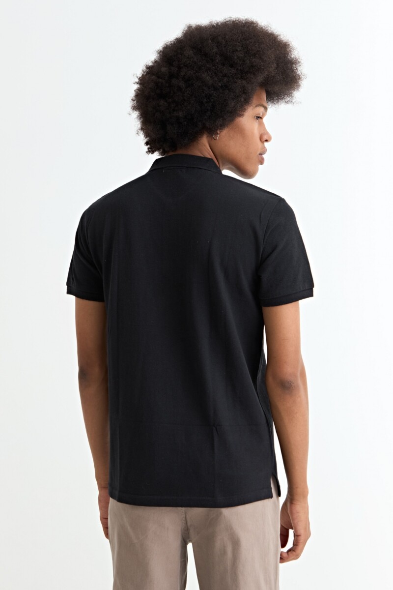 Remera polo manga corta NEGRO