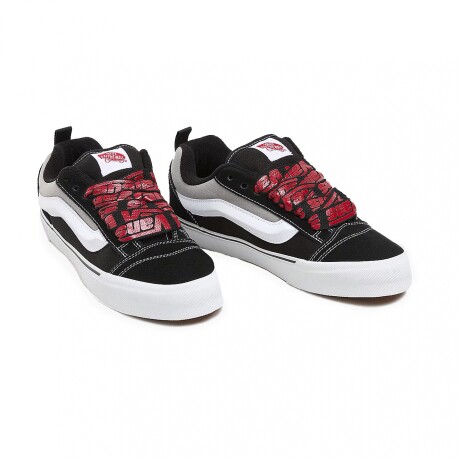 Championes Vans Knu Skool BLACK/WHITE