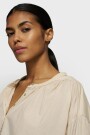 FLOWY BLOUSE Beige