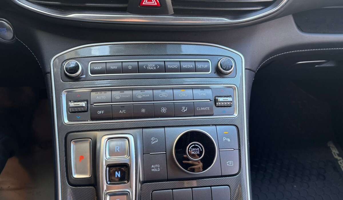Hyundai Santa Fe 2.5 Premium - 2021 Hyundai Santa Fe 2.5 Premium - 2021