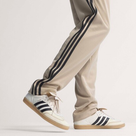 Pantalón adidas Regular Stone Khaki