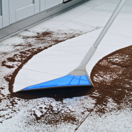 Pearl Spray Mop + Air Broom Pearl Spray Mop + Air Broom