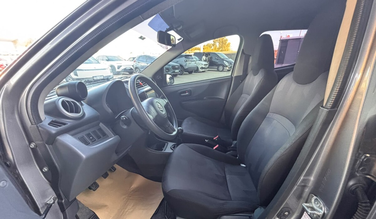 Suzuki Celerio Extra Full - 2014 Suzuki Celerio Extra Full - 2014