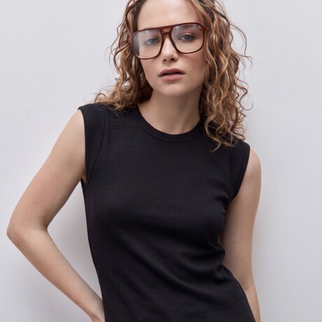 REMERA NEMI Negro