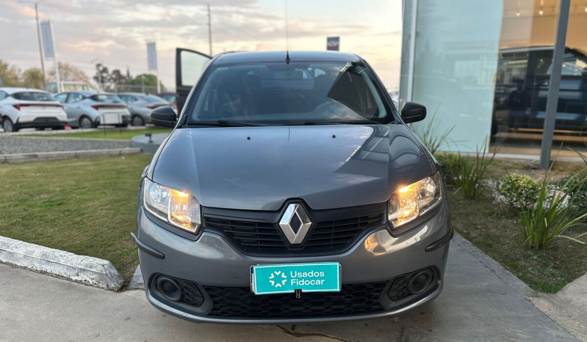 Renault Sandero Autentique Full - 2017 Renault Sandero Autentique Full - 2017