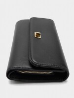 Cartera Lisa Con Solapa negro