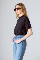 Pouli Black