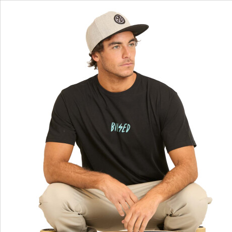 Remera Maui and Sons - Bilsed Trippy Jungle - Negro Remera Maui and Sons - Bilsed Trippy Jungle - Negro