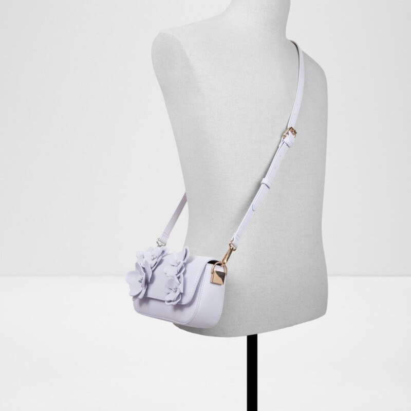 DAISYBOUQUET LIGHT PURPLE SYNTHETIC LIGHT PURPLE