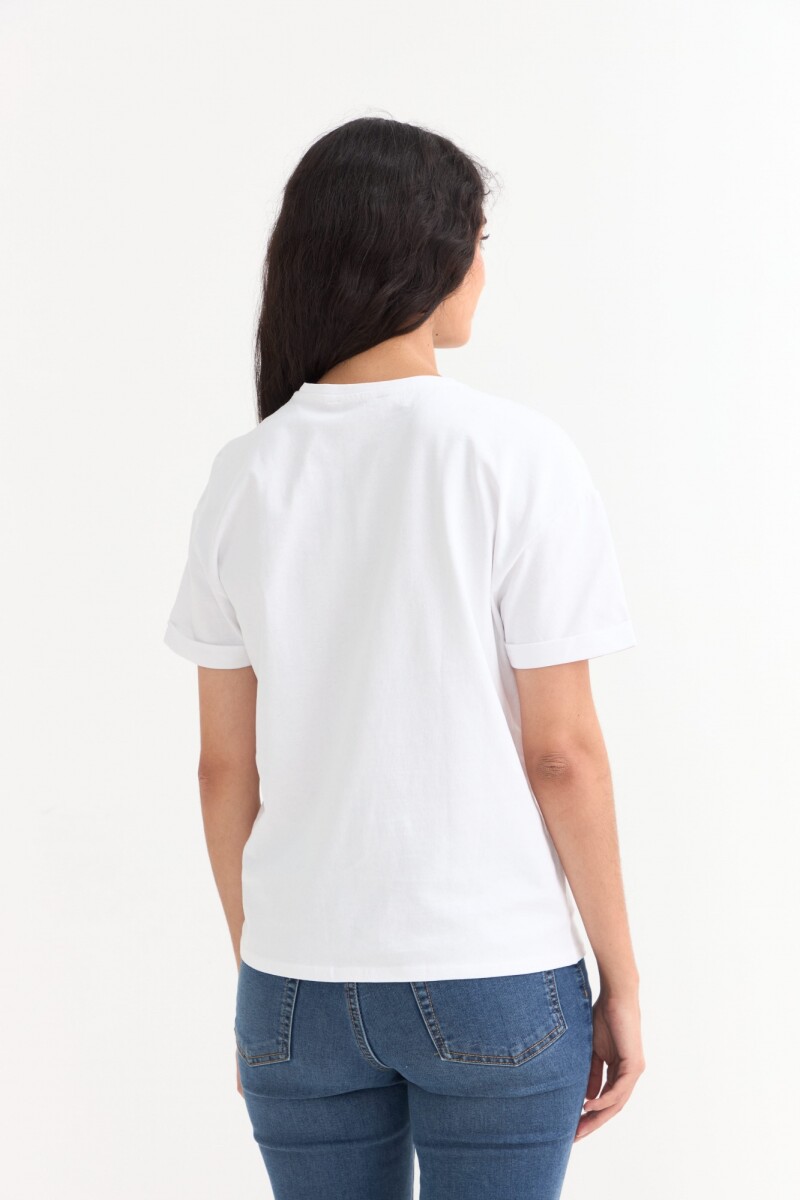 Remera m/c estampada colección Urbana BLANCO