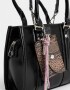 City Cartera City Con Charm - Negro