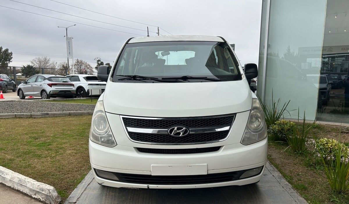 Hyundai H1 Nafta Mbus - 2011 Hyundai H1 Nafta Mbus - 2011