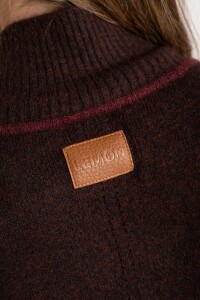 Polera Combinada Marrón Oscuro