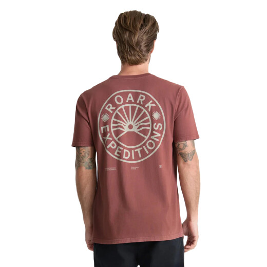 Remera Roark Roark Expeditions - Rojo Remera Roark Roark Expeditions - Rojo