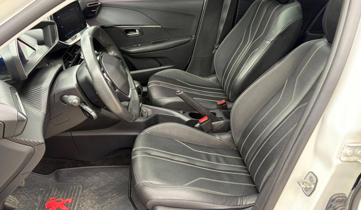 Peugeot 208 Allure 1,6 - 2022 Peugeot 208 Allure 1,6 - 2022